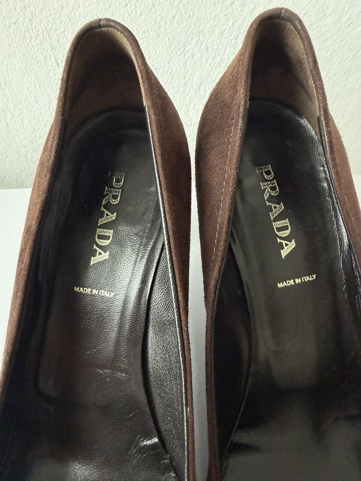 Vintage Prada suede pointed toe chain detail kitten heels