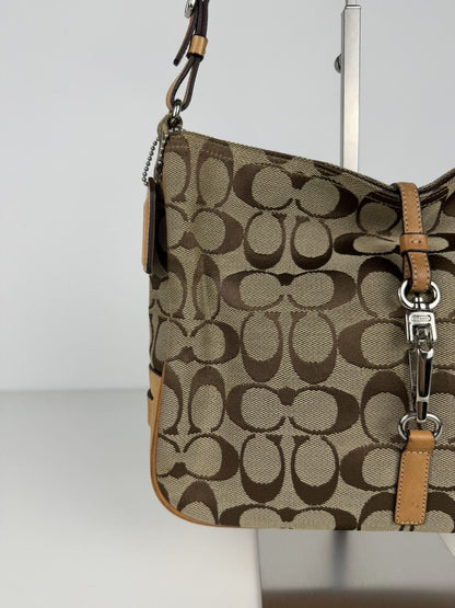 Coach hamptons leather and canvas clasp shoulder bag
