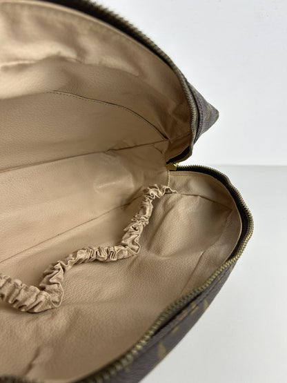 Vintage 80s Louis Vuitton monogram trousse 28 toiletry bag