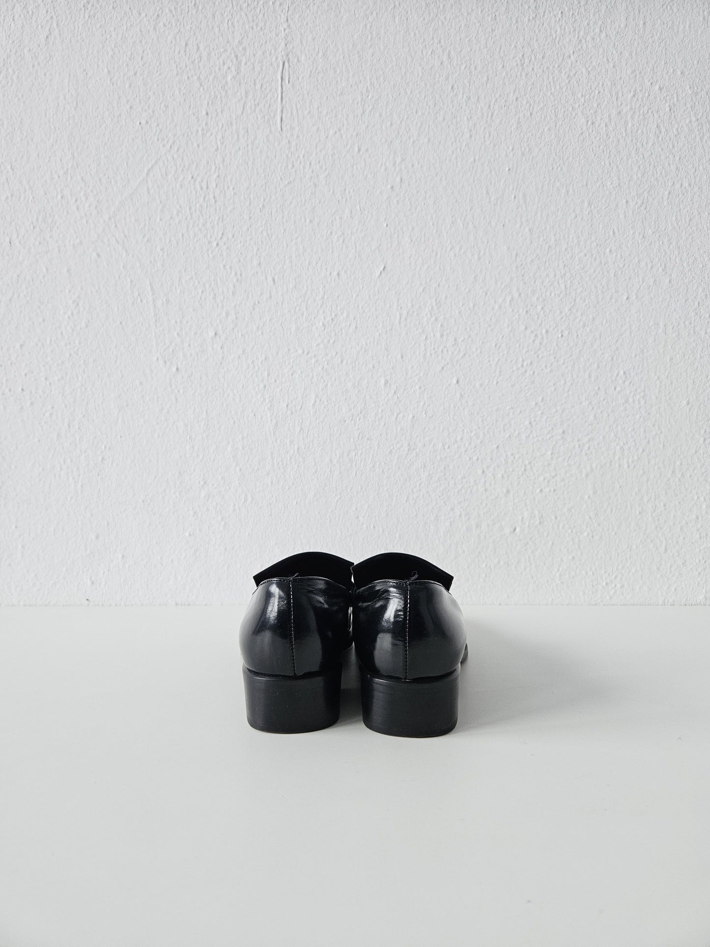Vintage Gucci patent leather low block heel horsebit loafers