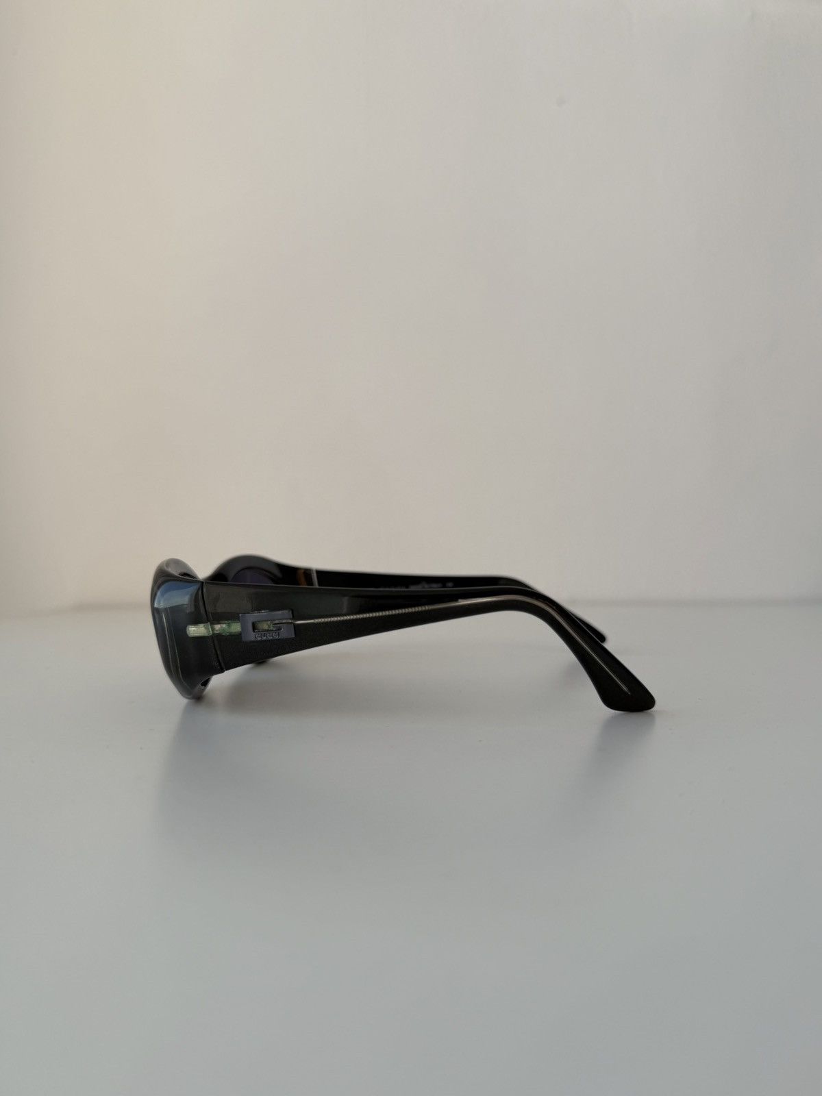 Vintage Gucci GG2432/S sunglasses Tom Ford era