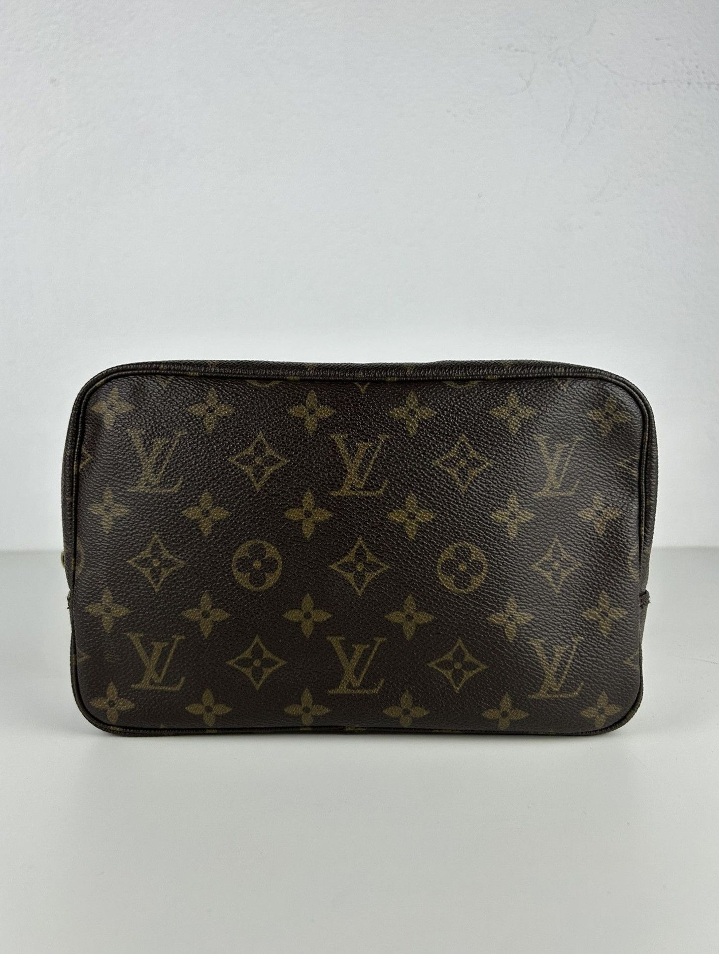 Vintage 80s Louis Vuitton monogram trousse 23 toiletry bag