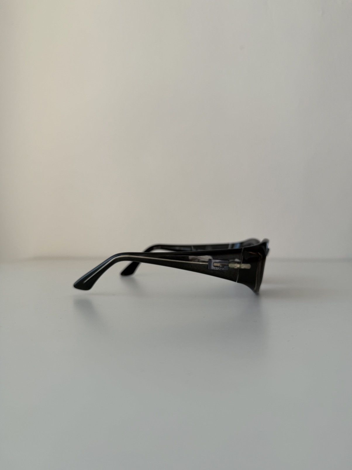 Vintage Gucci GG2432/S sunglasses Tom Ford era