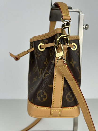 Louis Vuitton monogram nano noe