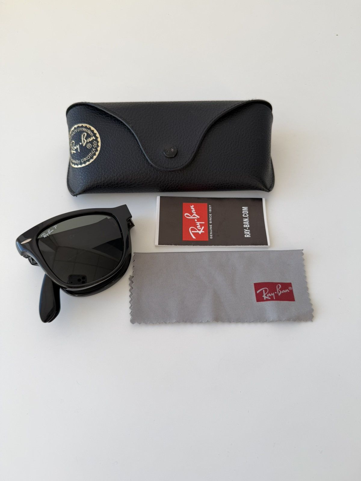 Ray Ban RB4105 folding wayfarer polarized sunglasses