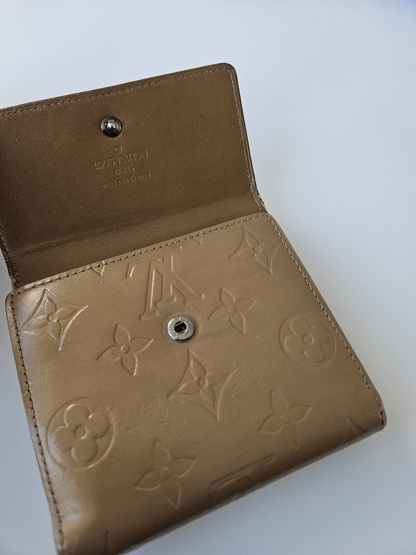 Louis vuitton monogram trifold wallet