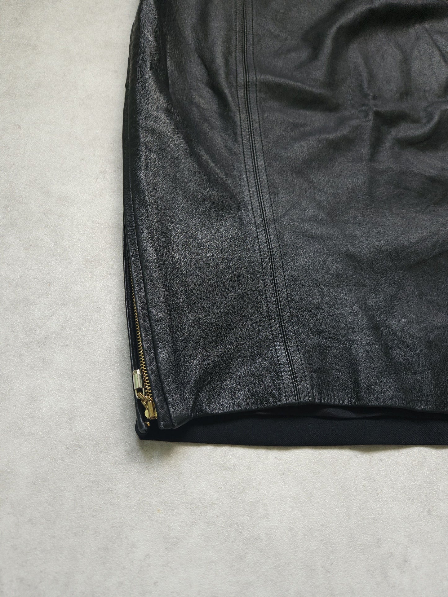 Gianni Versace Couture leather and wool zip off pencil skirt