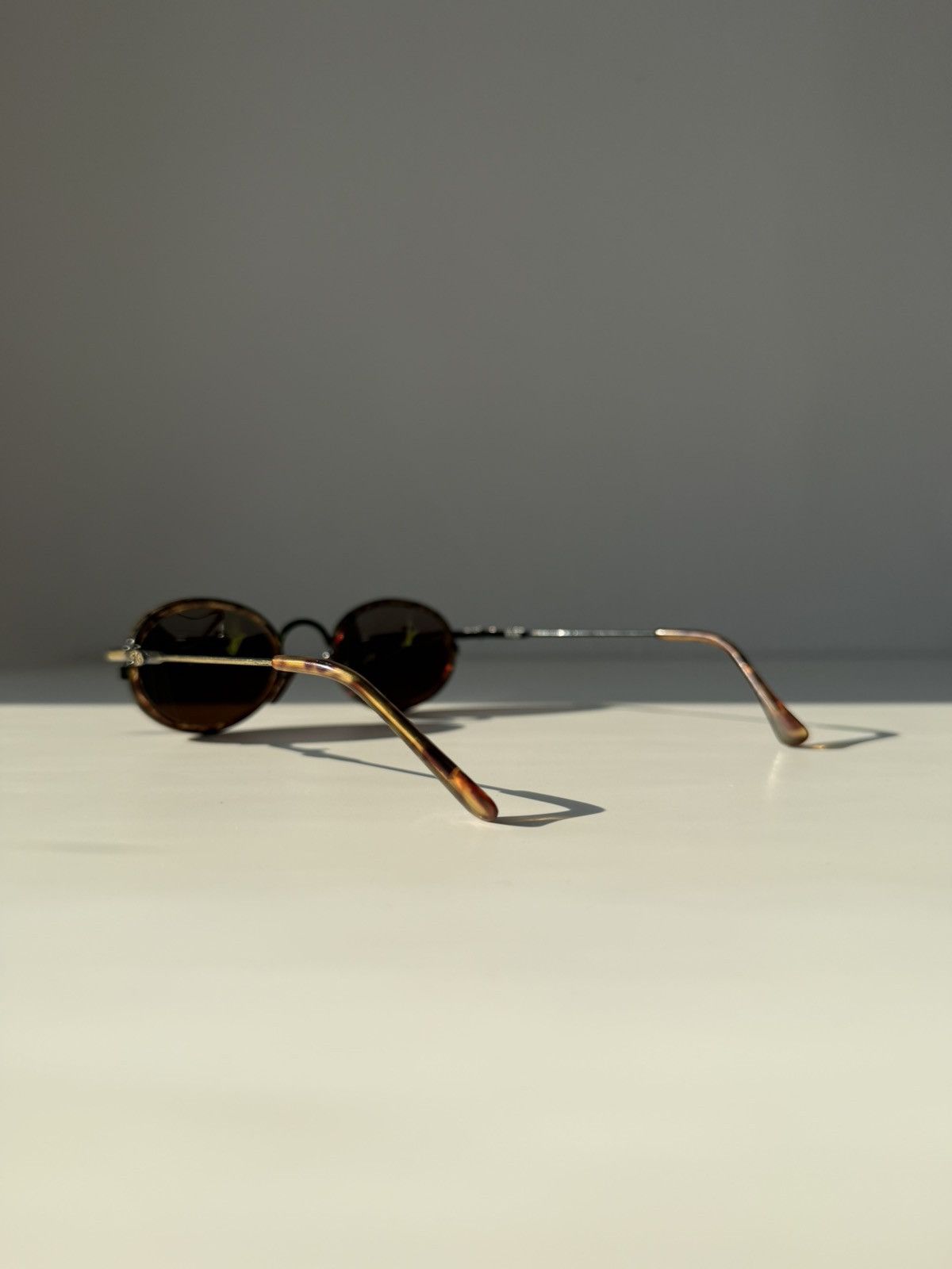Vintage Foster Grant oval sunglasses