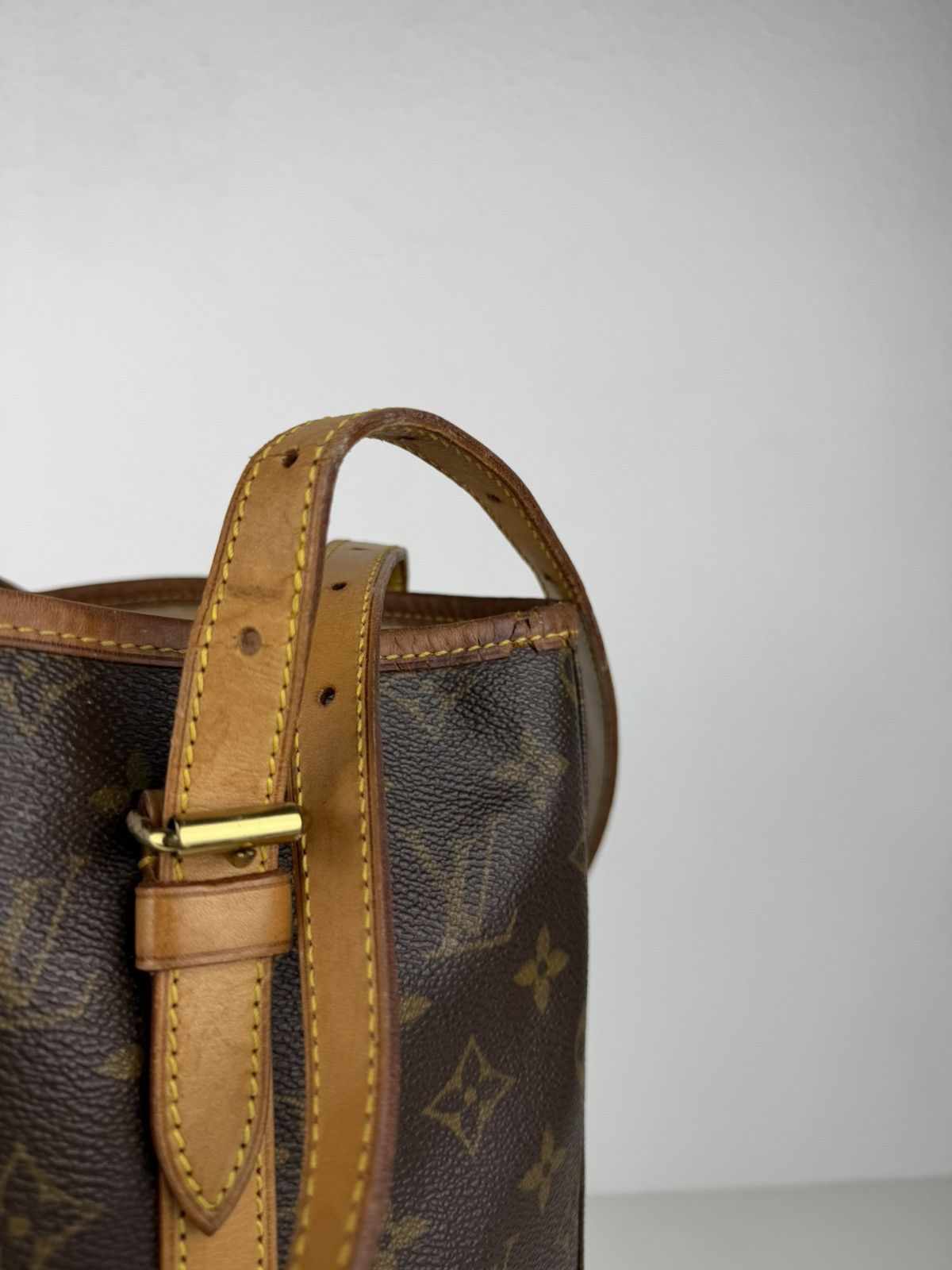 Vintage Louis Vuitton monogram bucket GM