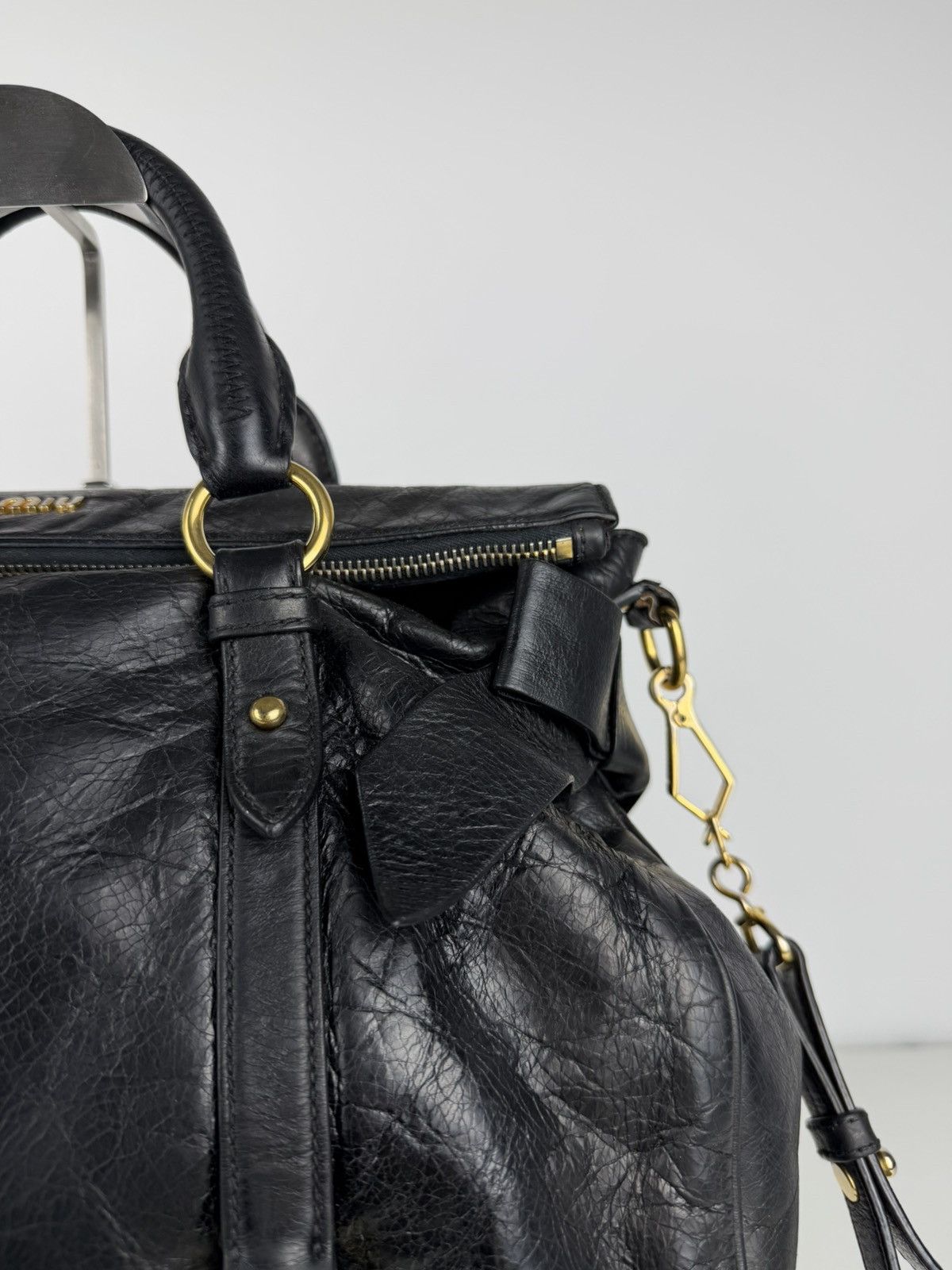 Miu miu vitello bow bag in black