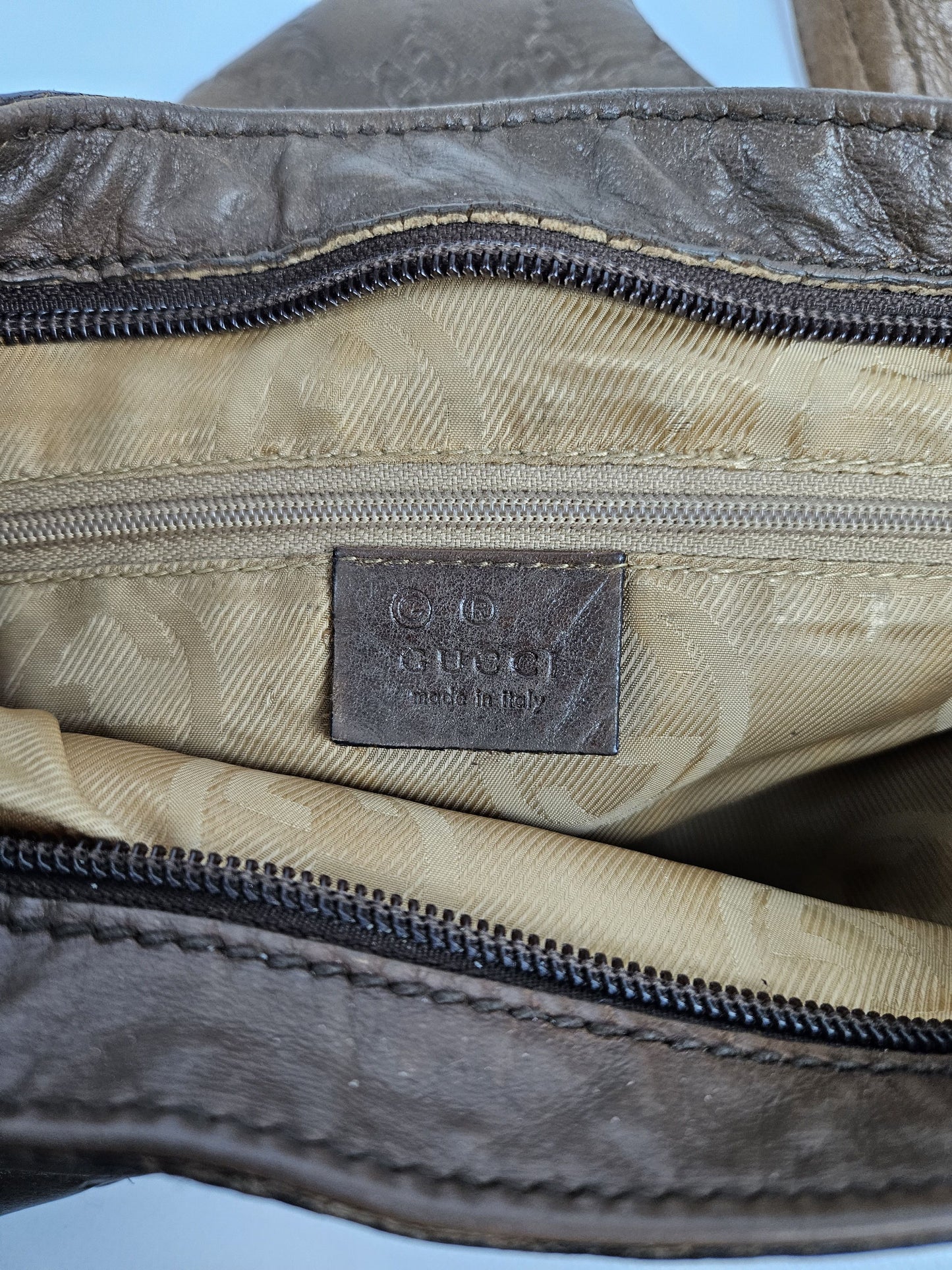 Gucci guccissima gg calf leather shoulder crossbody bag