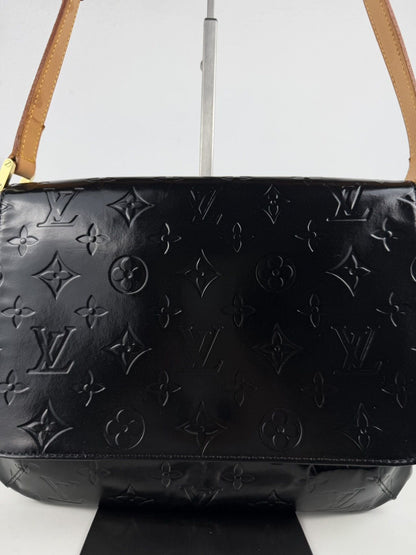 Louis Vuitton vernis monogram thompson shoulder bag