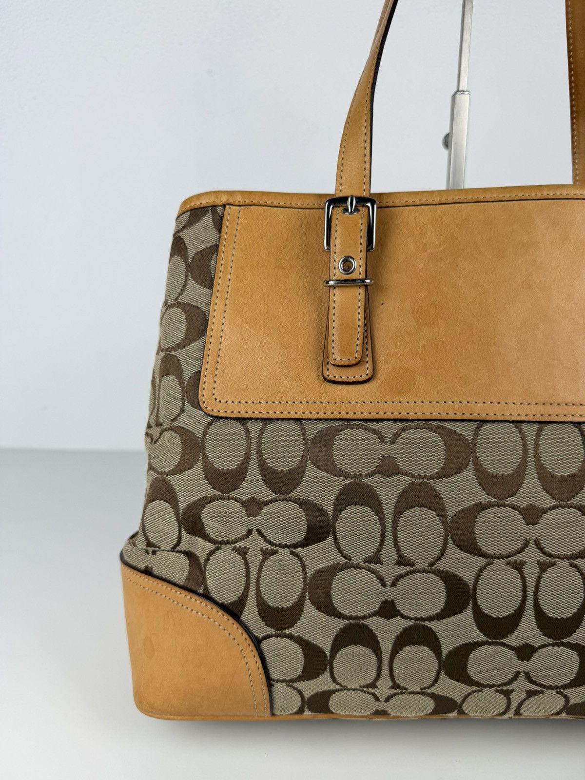 Coach signature tote