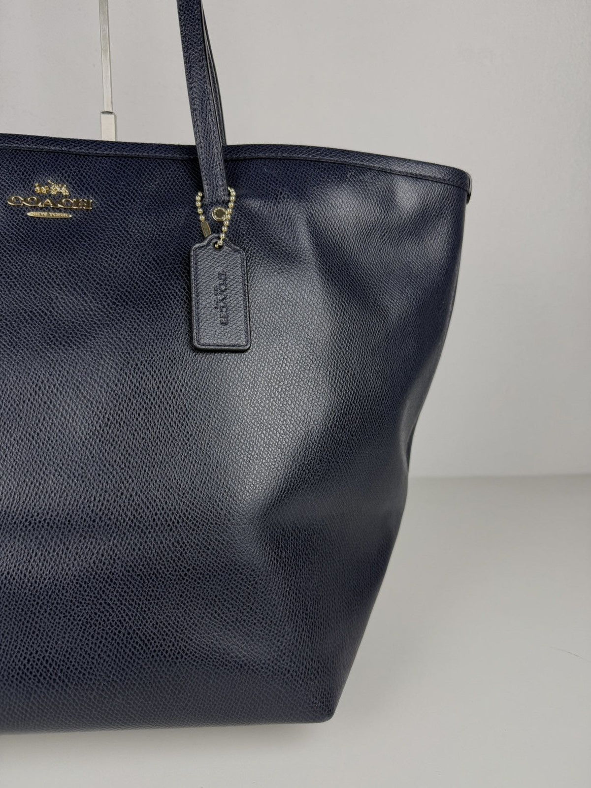 Coach crossgrain leather taxi tote dark navy