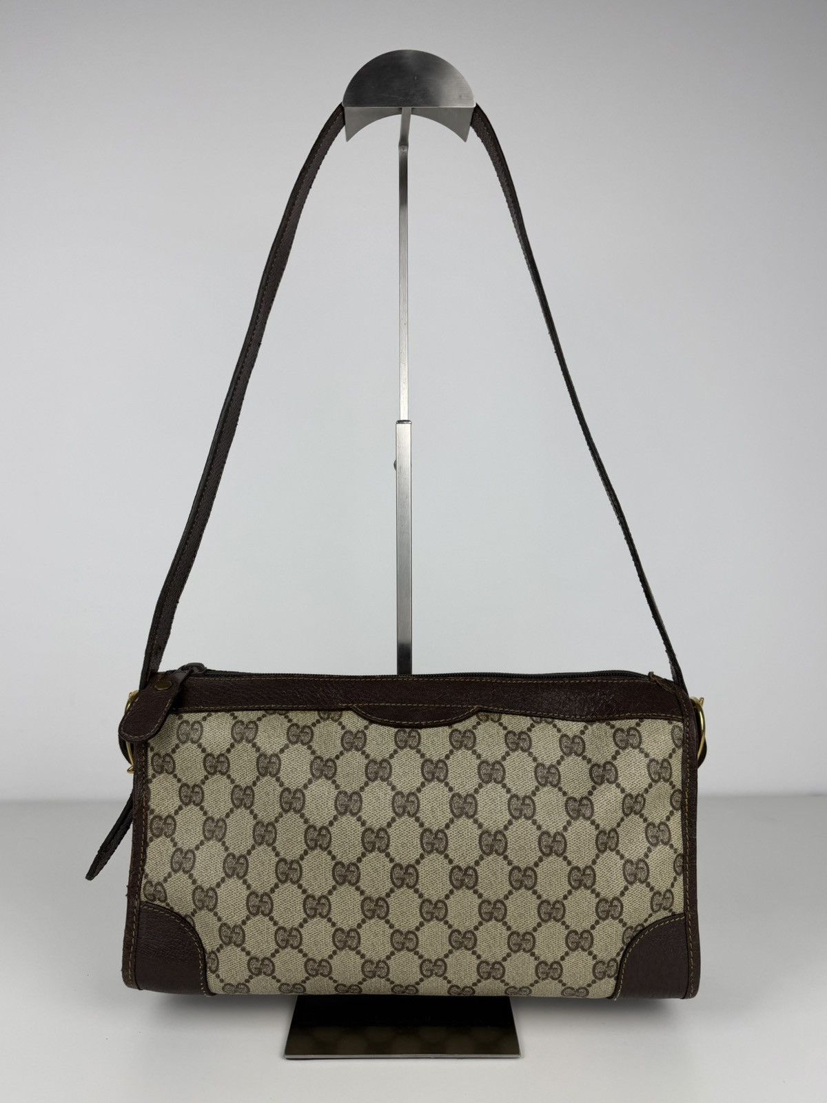 Vintage 70s Gucci monogram shoulder bag