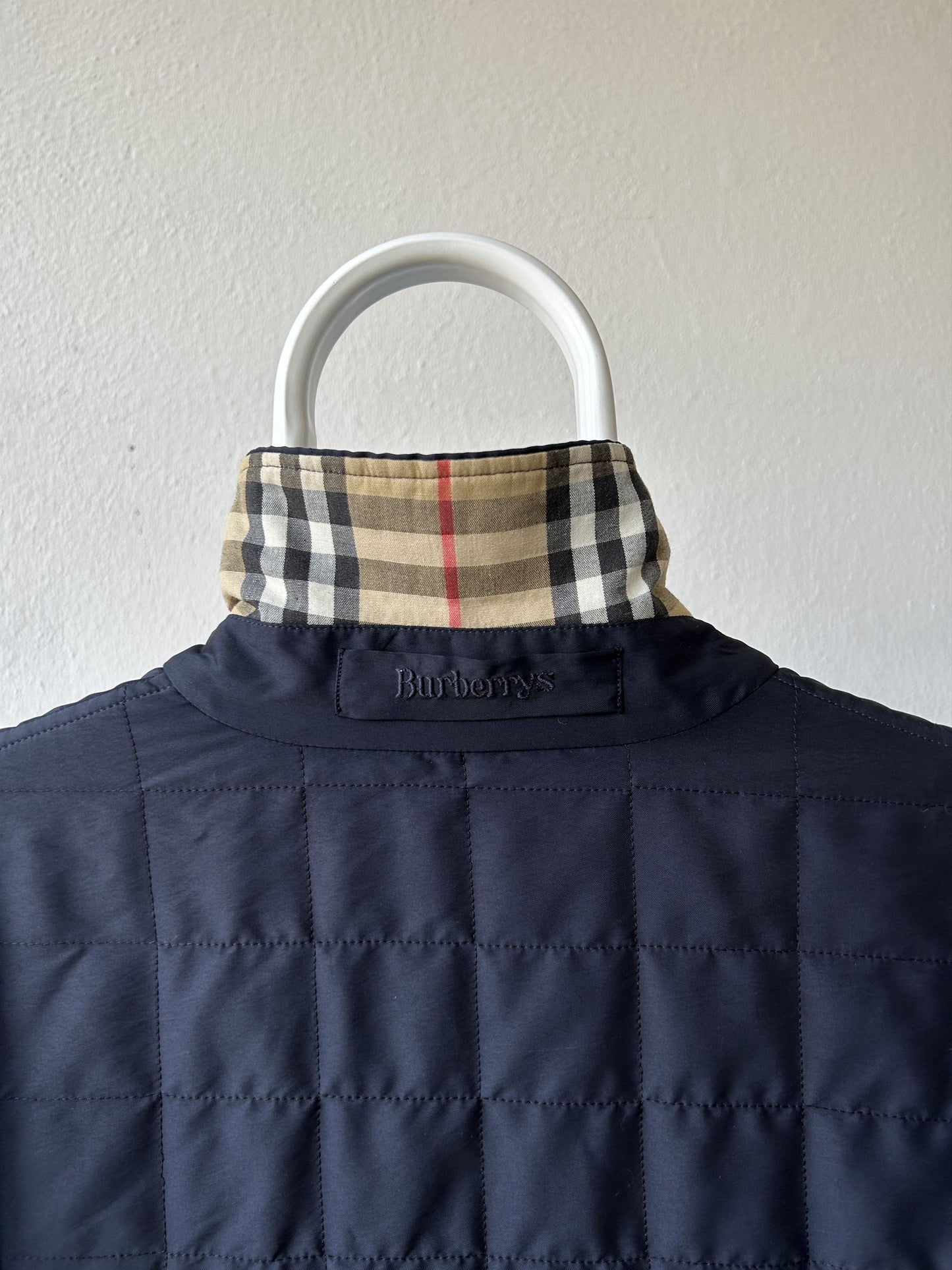 Vintage burberry nova check lined quilted light jacket