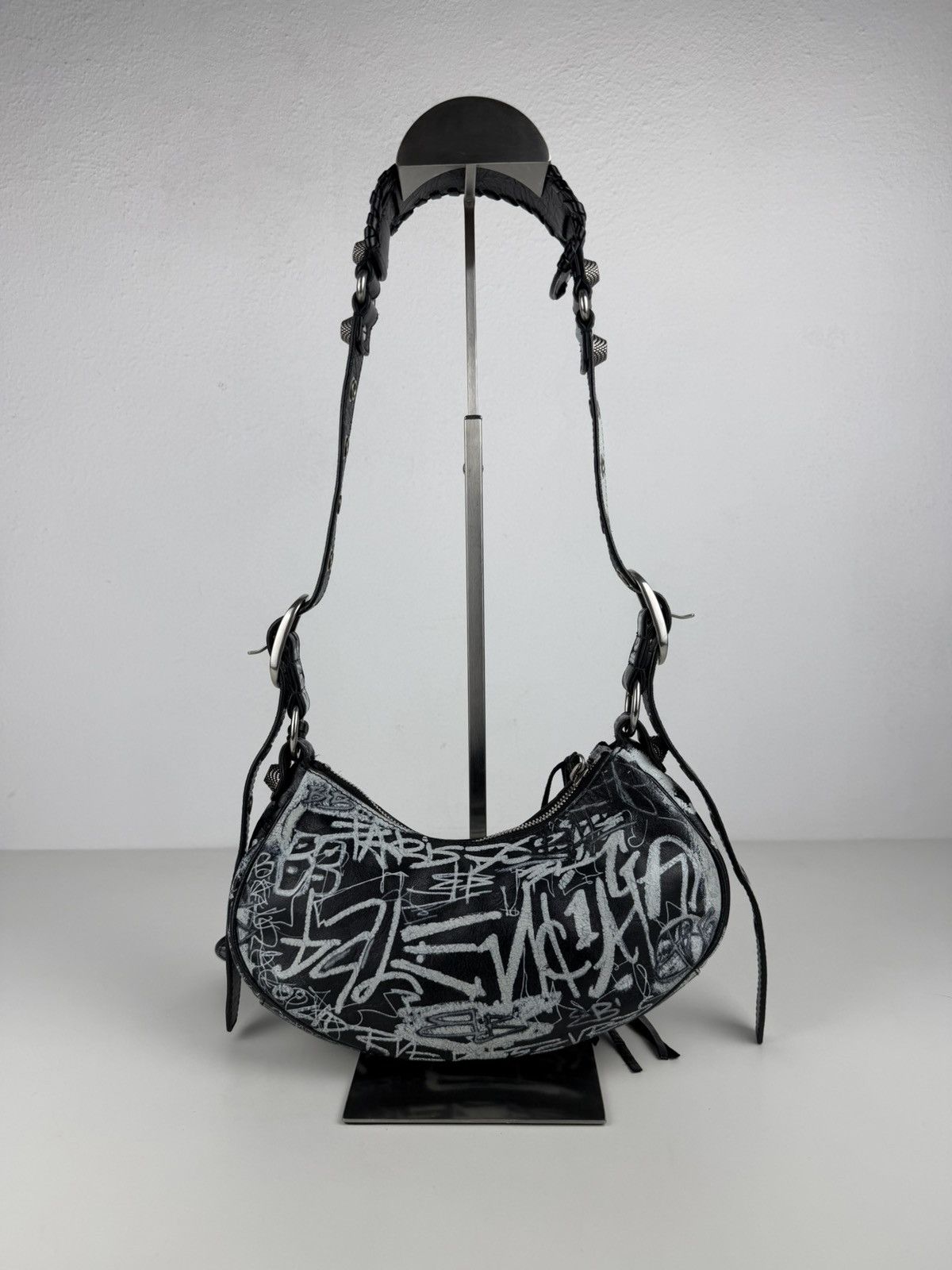 Balenciaga le cagole xs graffiti