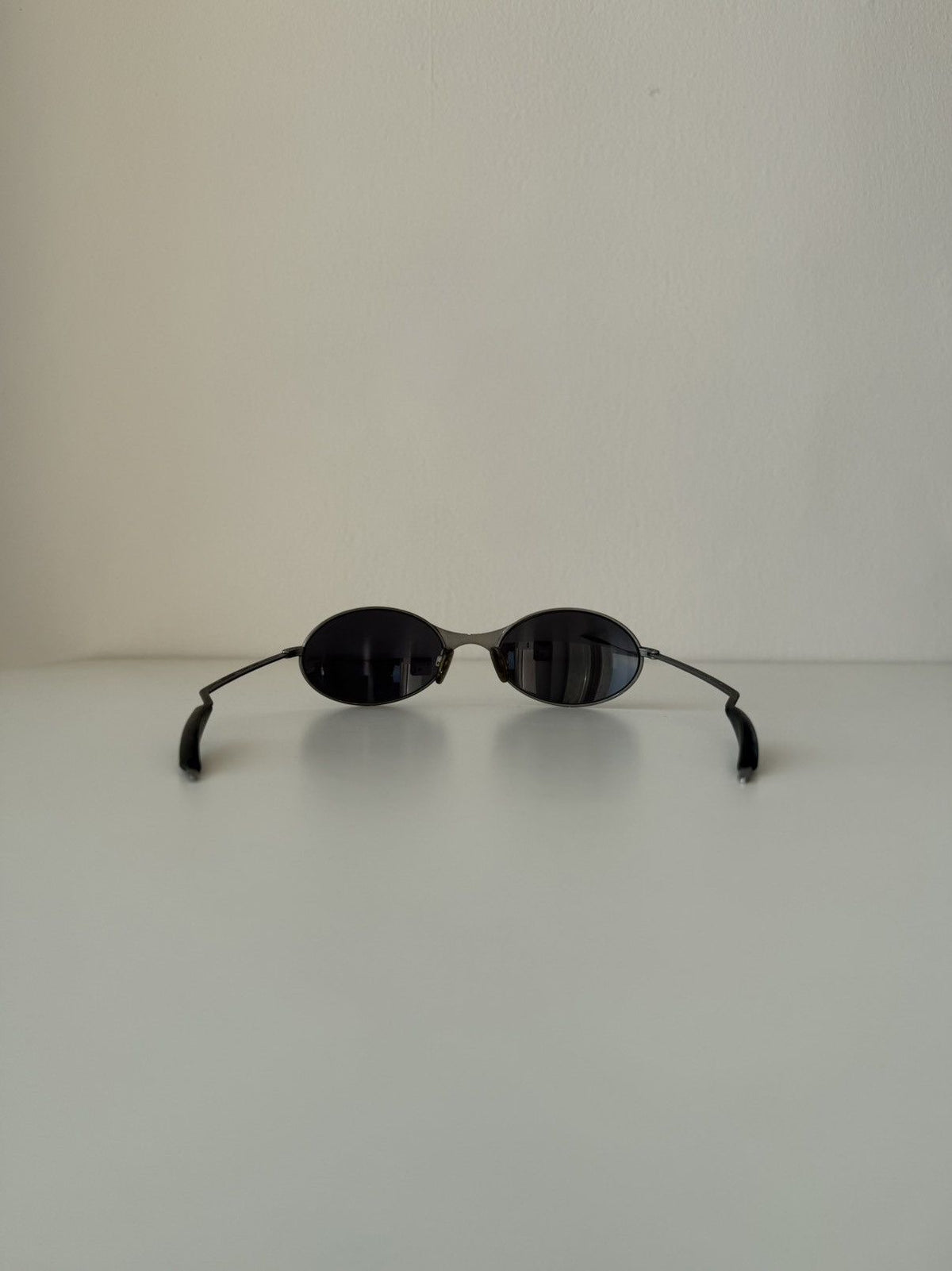 Vintage 90s Oakley wire 1 gen sunglasses