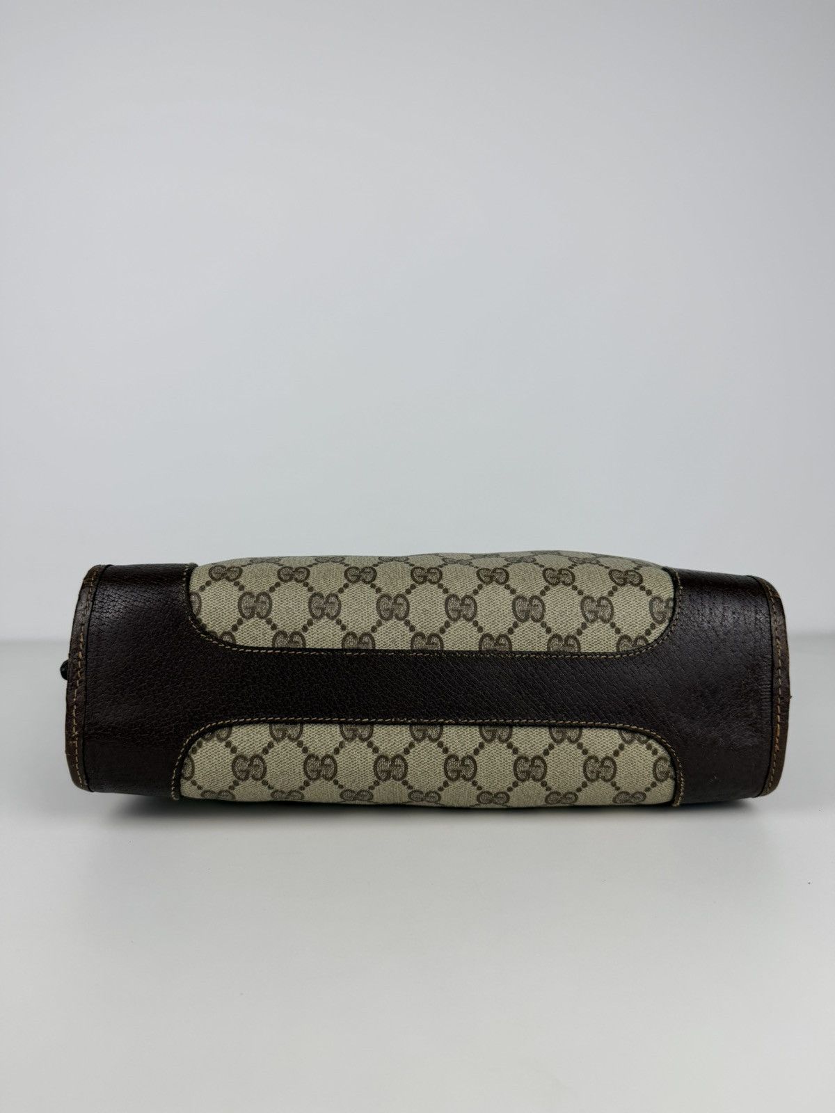 Vintage 70s Gucci monogram shoulder bag