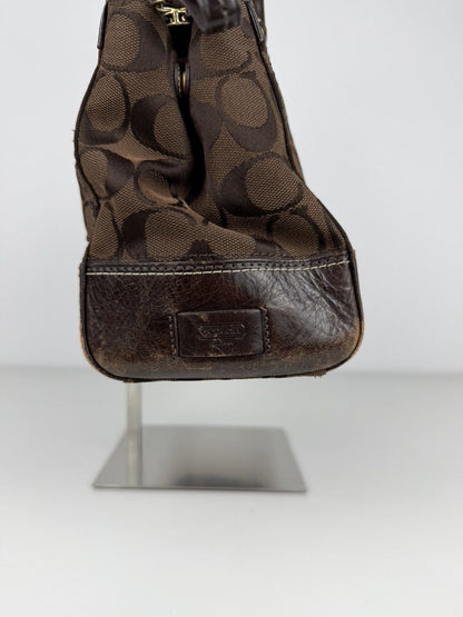 Coach hamptons carryall signature tote with flower charm