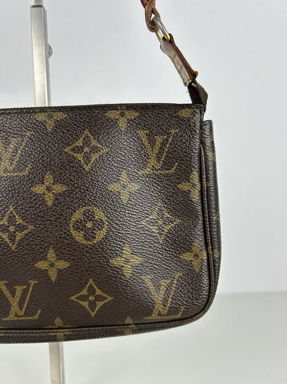 Vintage Louis Vuitton monogram pochette accessoires mini bag