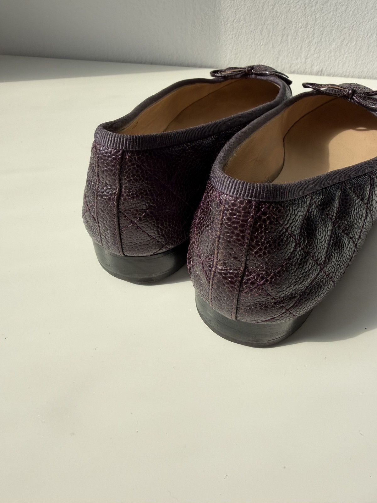 Vintage Chanel ribbon CC logo ballet flats