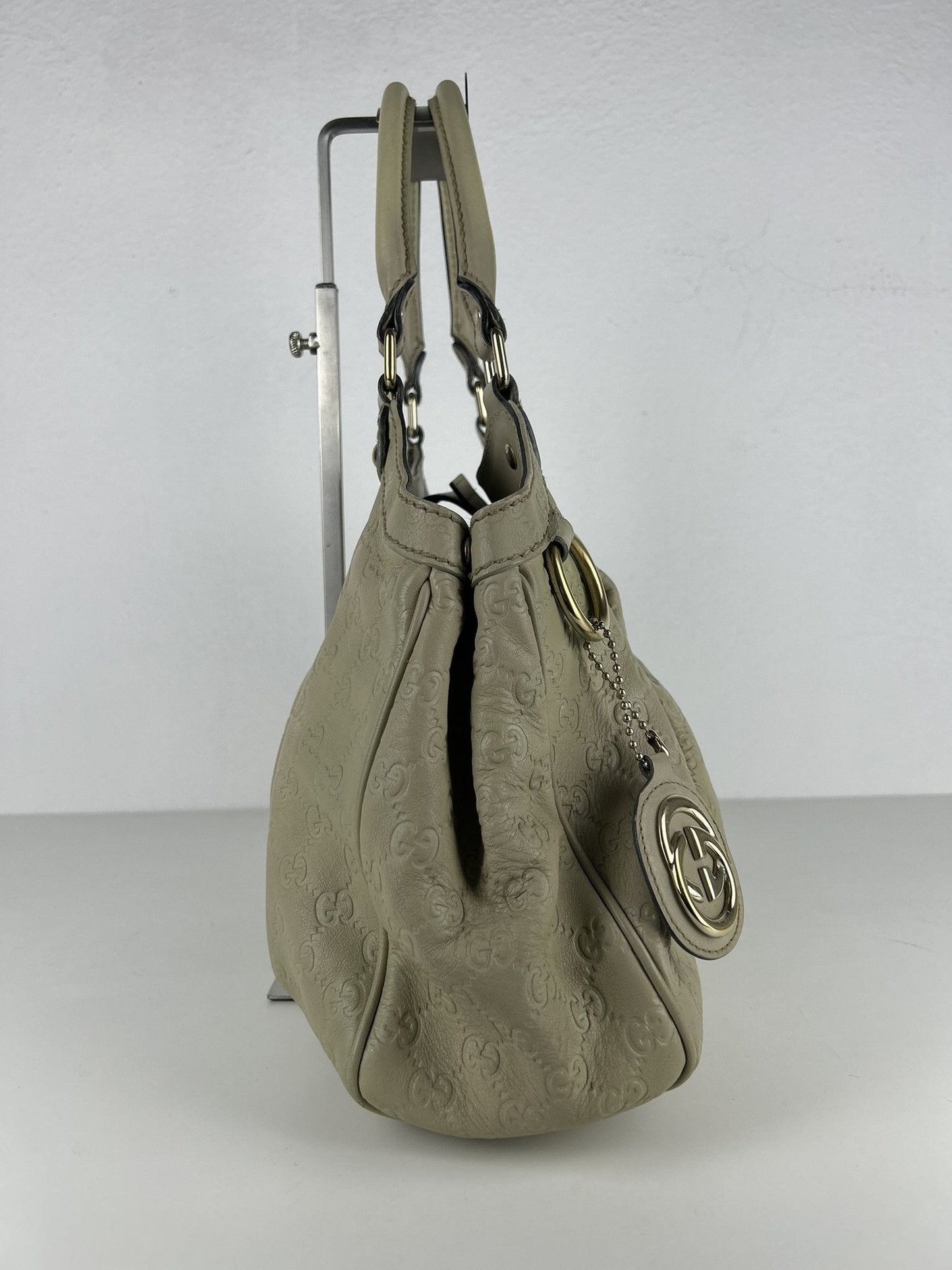 Gucci guccissima sukey medium size leather handbag