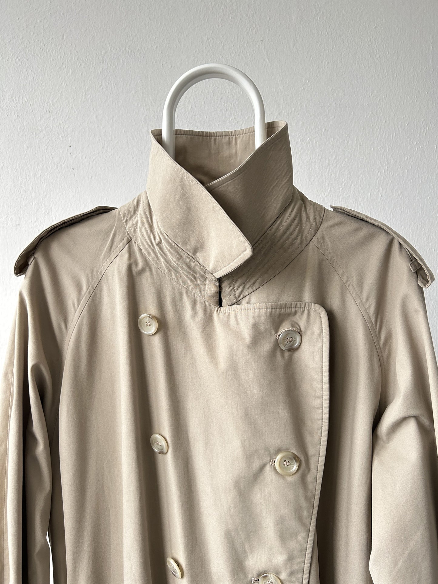 Vintage burberry nova check lined trench coat