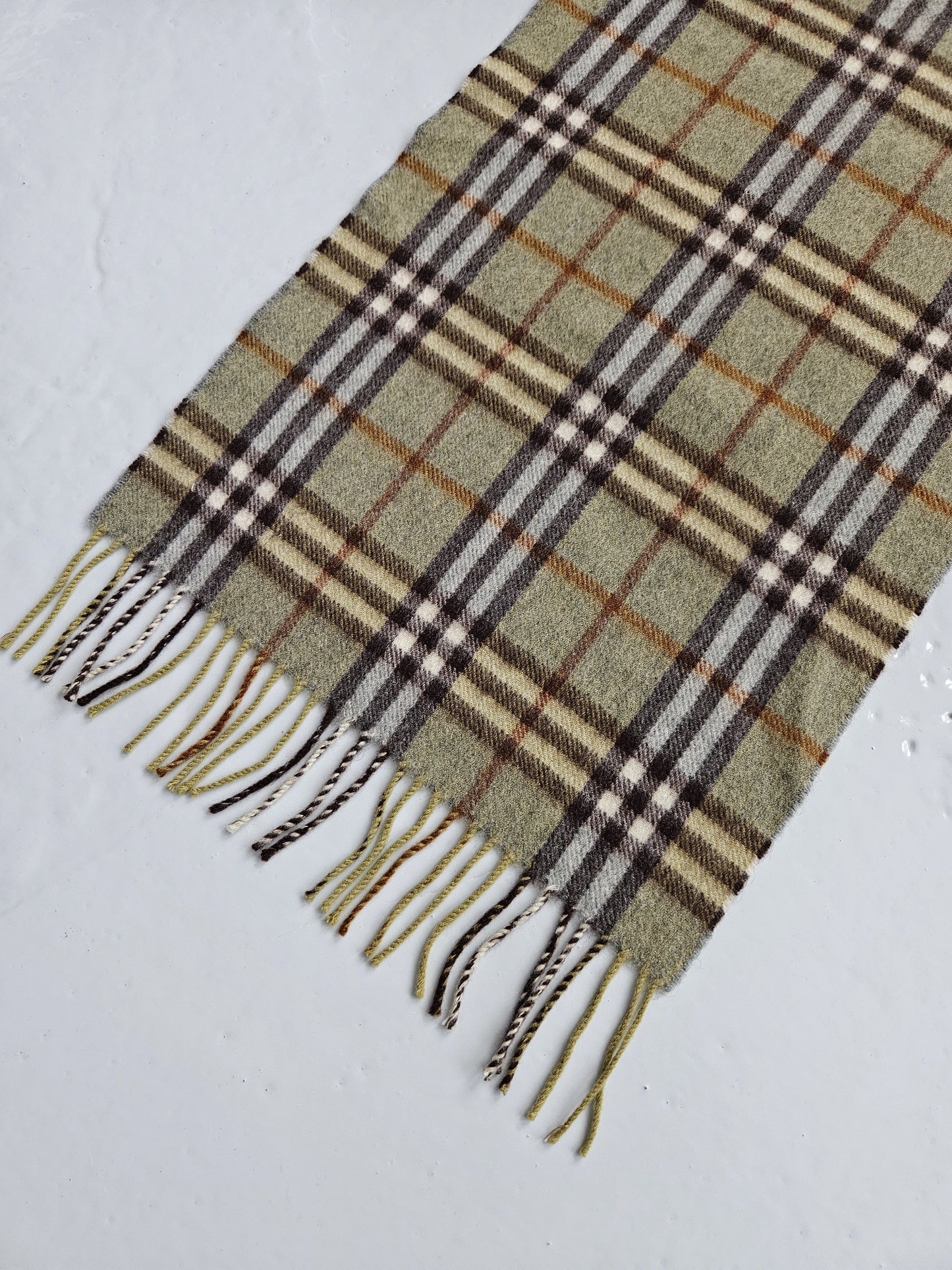 Vintage Burberry green nova check cashmere scarf