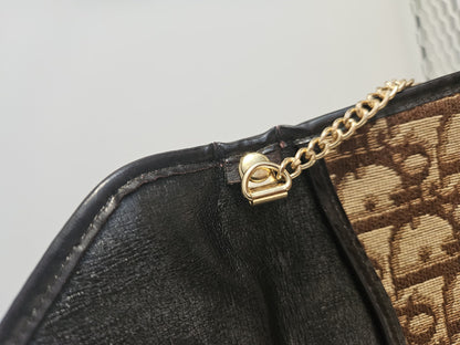 Vintage 80s Dior trotter chain flap shoulder/ crossbody bag