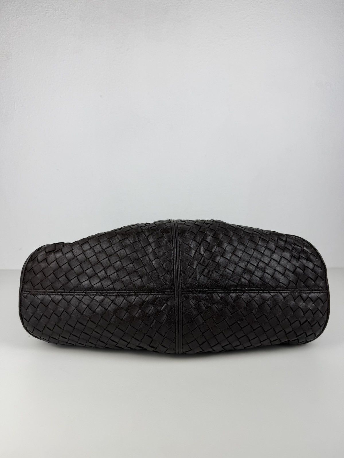 Bottega Veneta intrecciato ball hobo handbag
