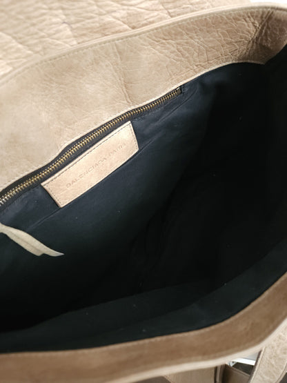 Balenciaga the folk messenger bag