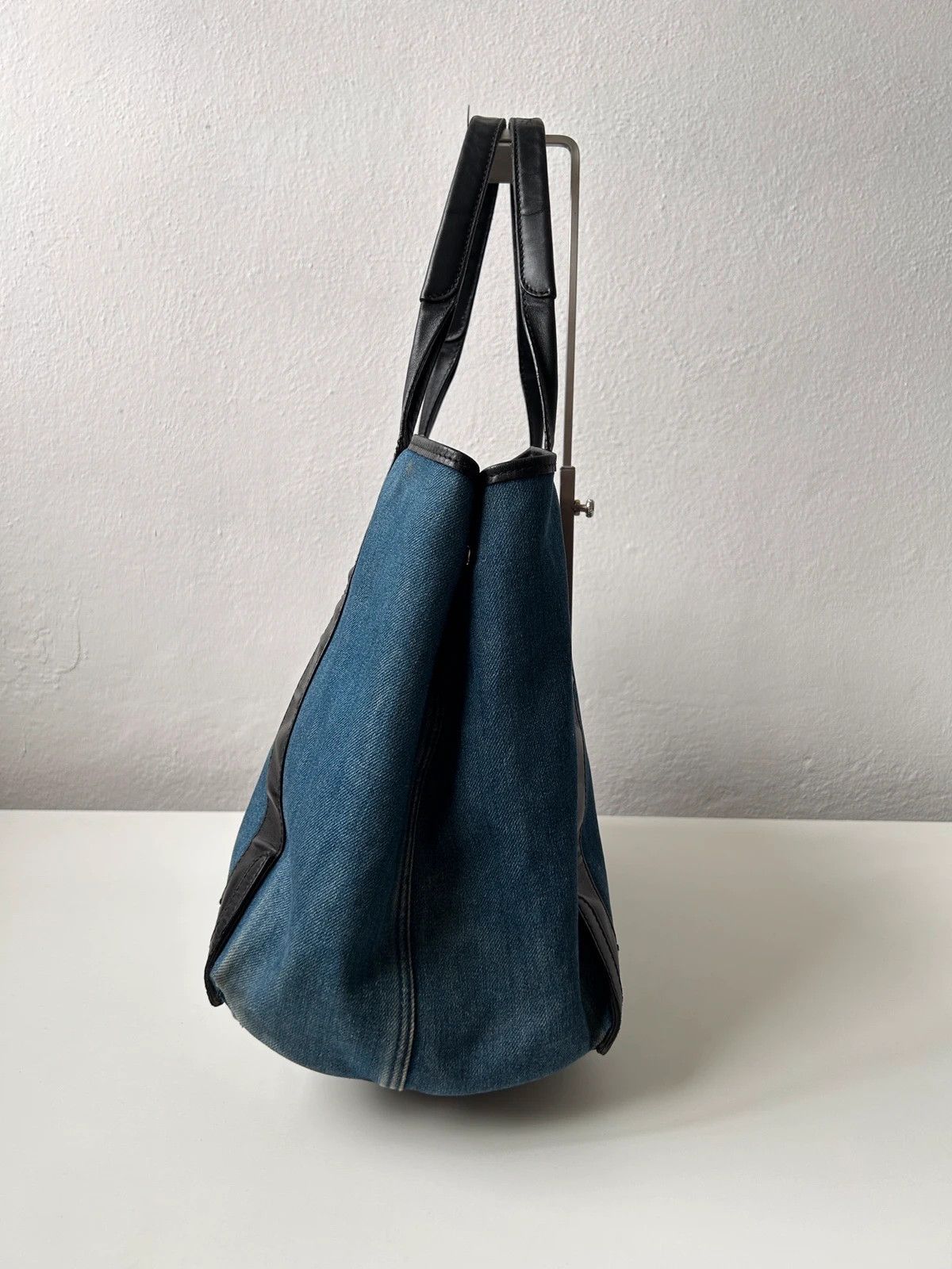 Balenciaga denim leather navy cabas m tote bag with pouch