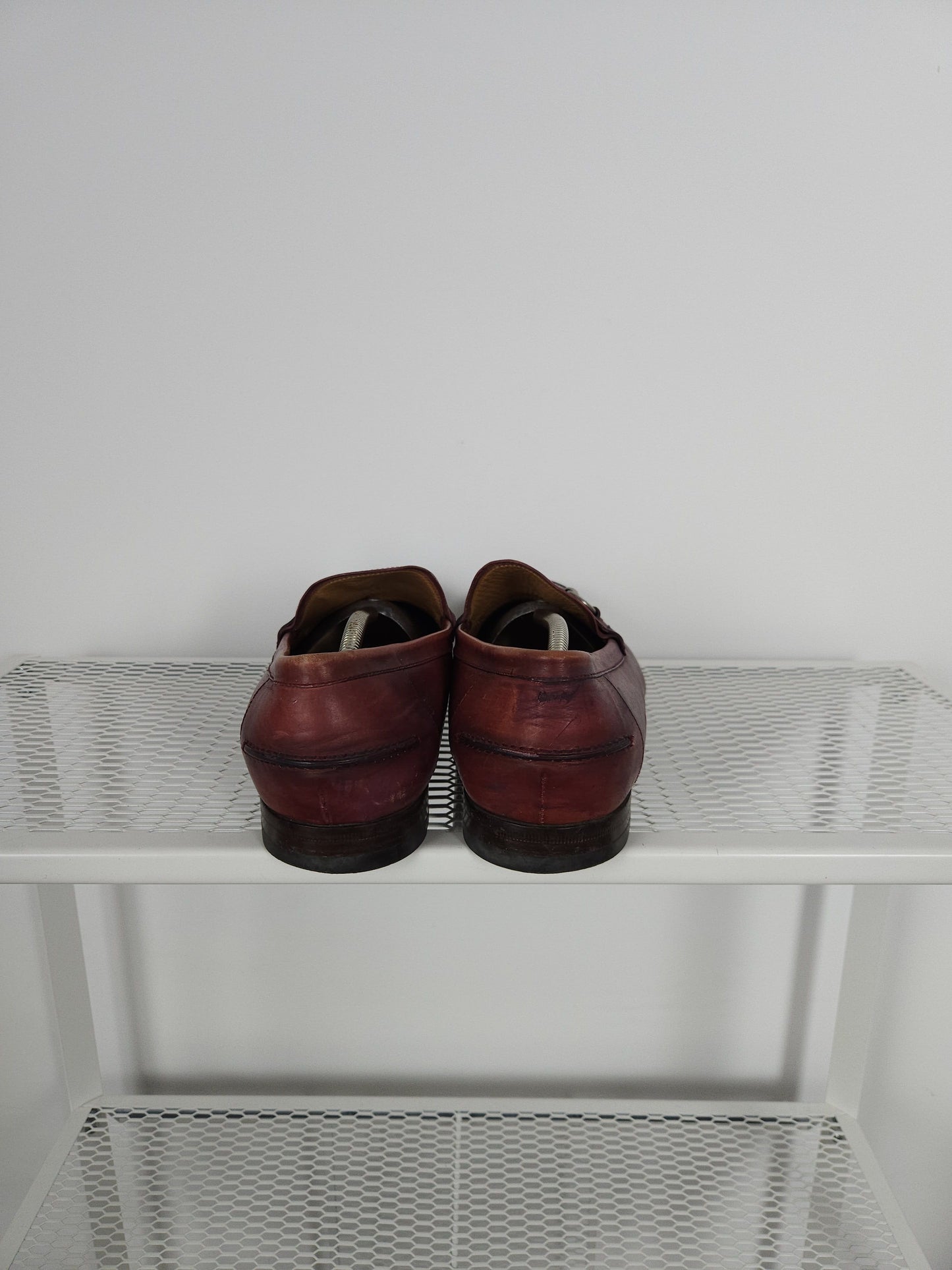 Gucci leather horsebit loafers in distressed red