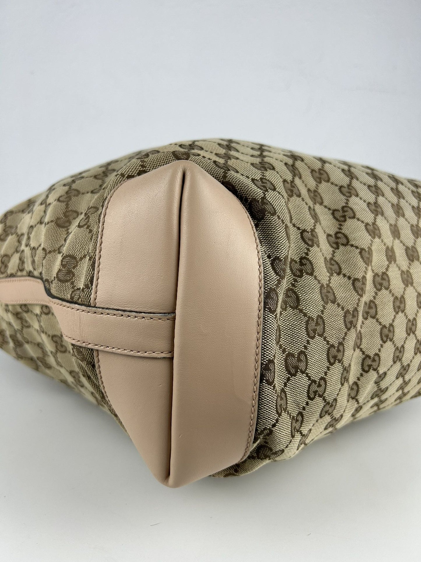 Gucci GG monogram canvas tote bag with pouch