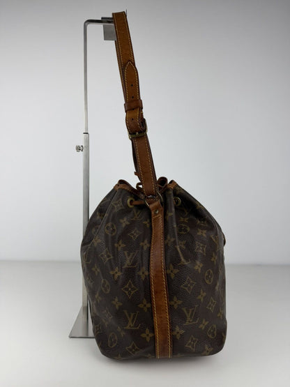 Vintage Louis Vuitton monogram Noe PM