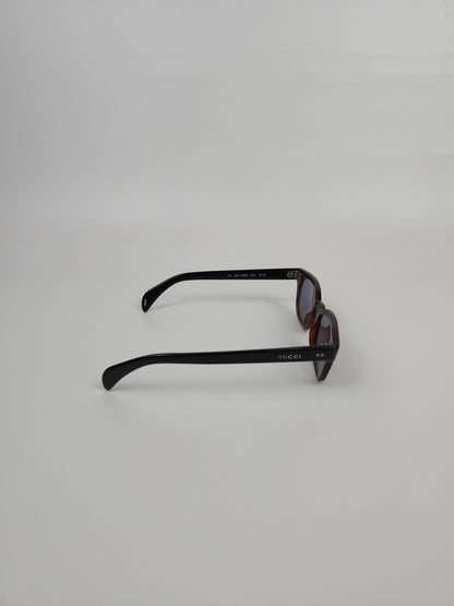 Gucci GG1135/S wayfarer type sunglasses