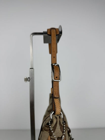 Coach hamptons leather and canvas clasp shoulder bag