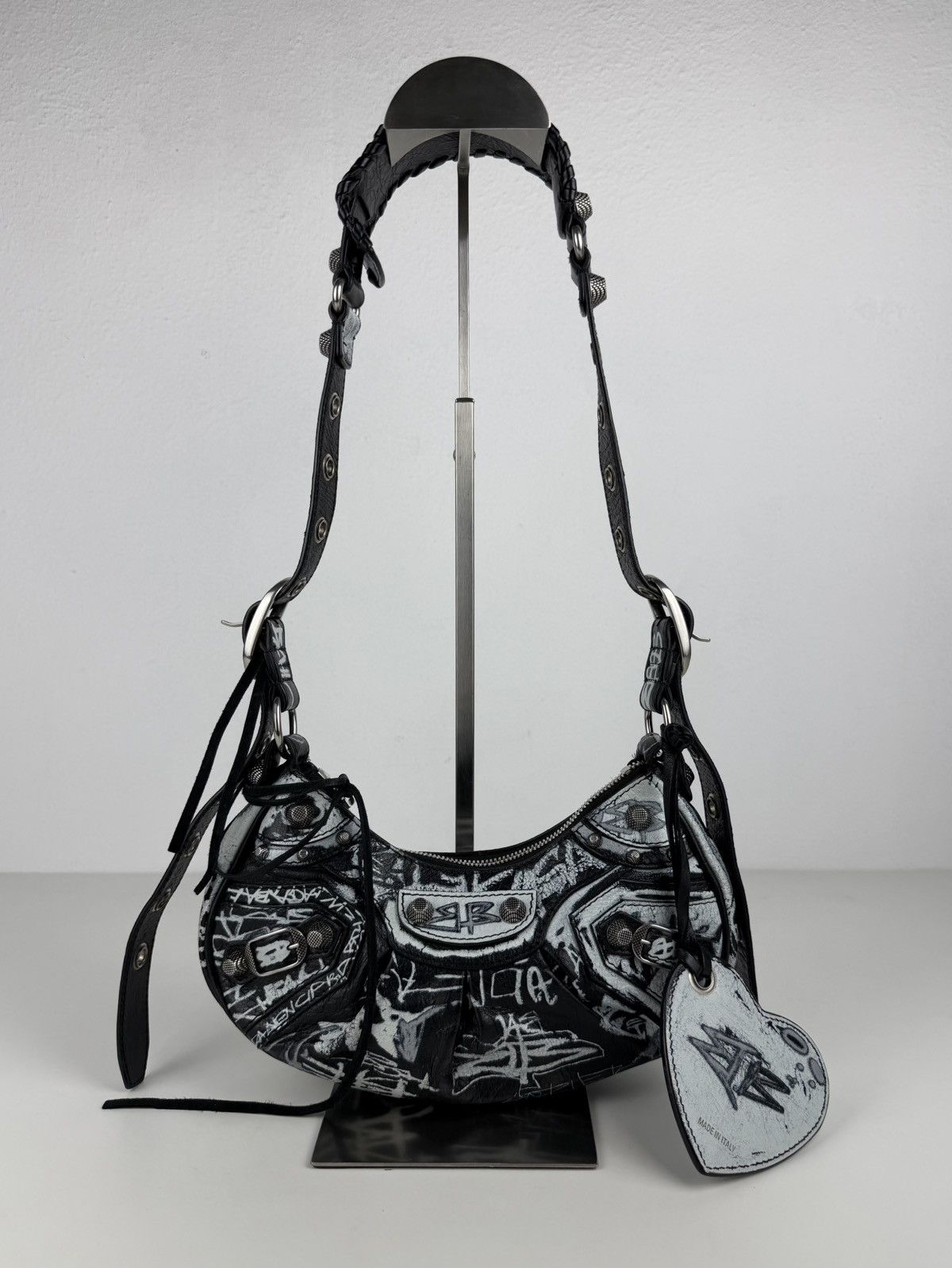 Balenciaga le cagole xs graffiti