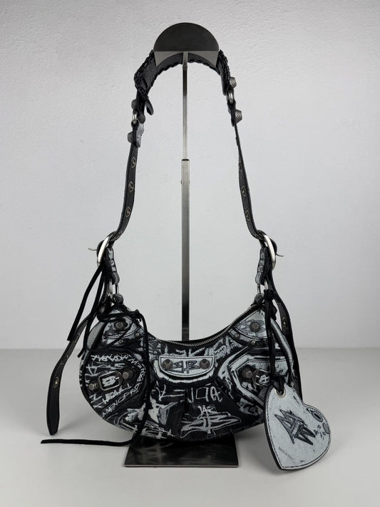 Balenciaga le cagole xs graffiti