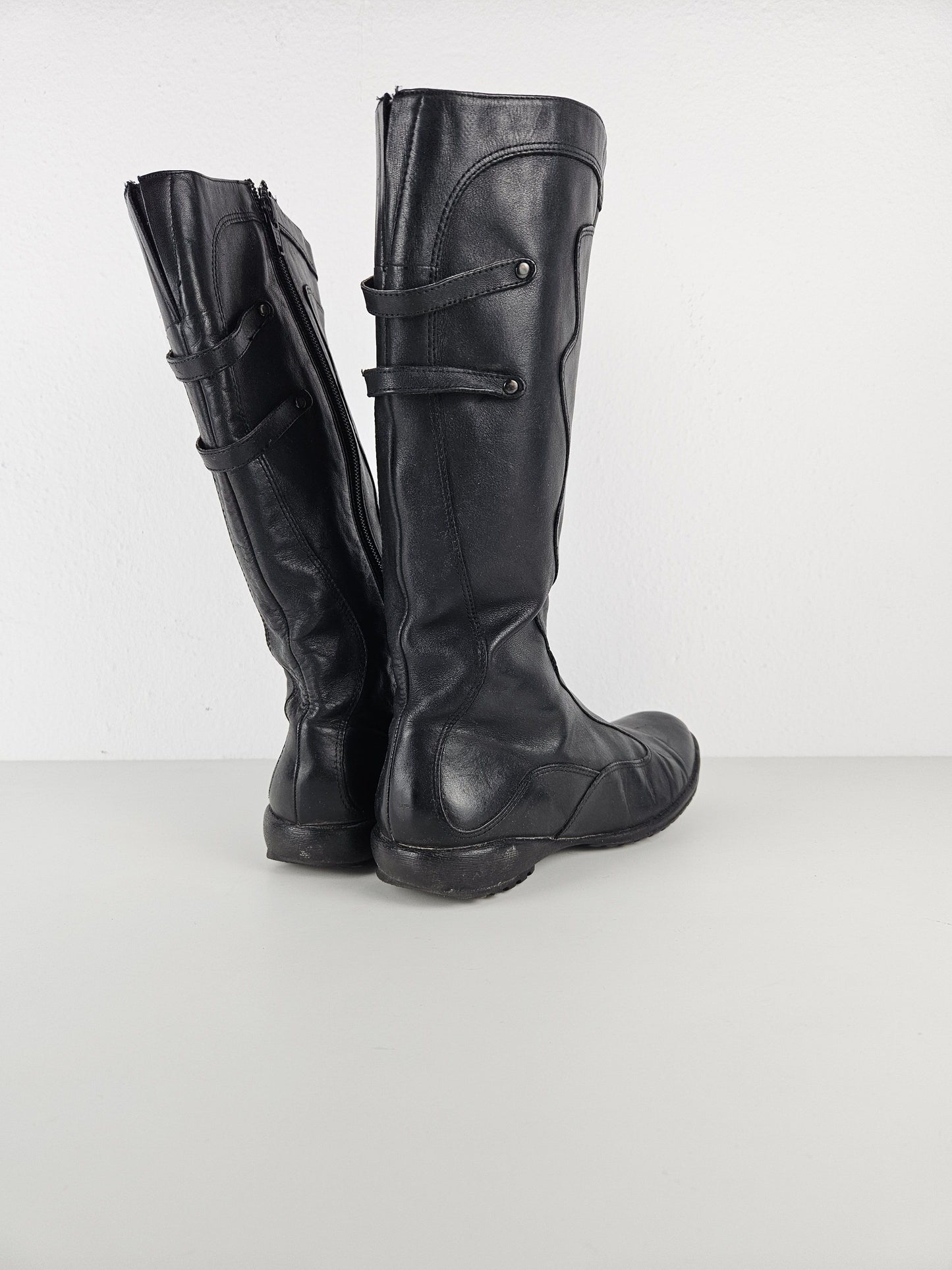 Vintage y2k avant garde leather biker boots