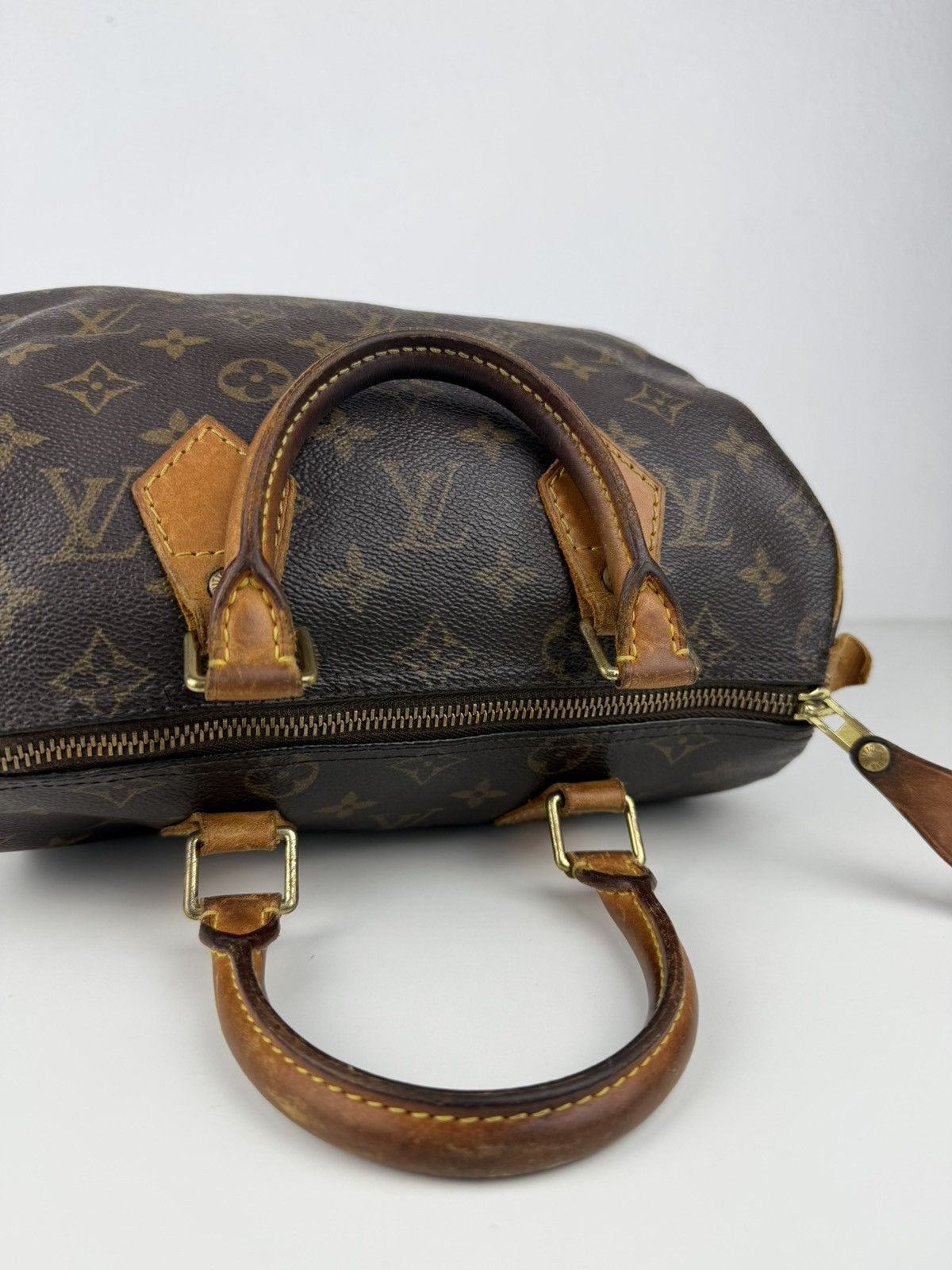 Louis Vuitton monogram speedy 25