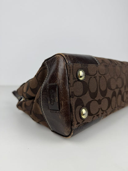 Coach hamptons carryall signature tote with flower charm