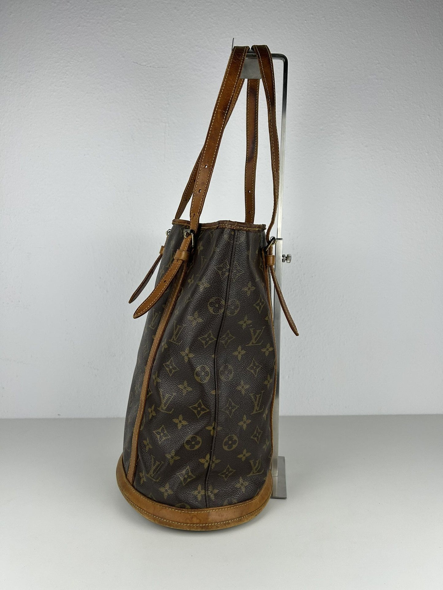Vintage Louis Vuitton monogram bucket GM handbag