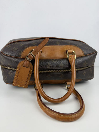 Vintage Louis Vuitton monogram deauville handbag