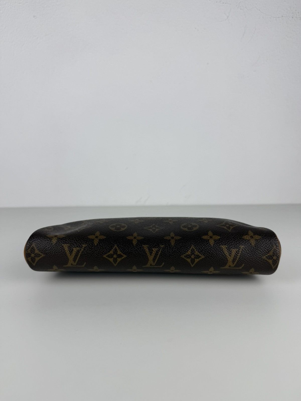 Louis Vuitton monogram pochette Eva