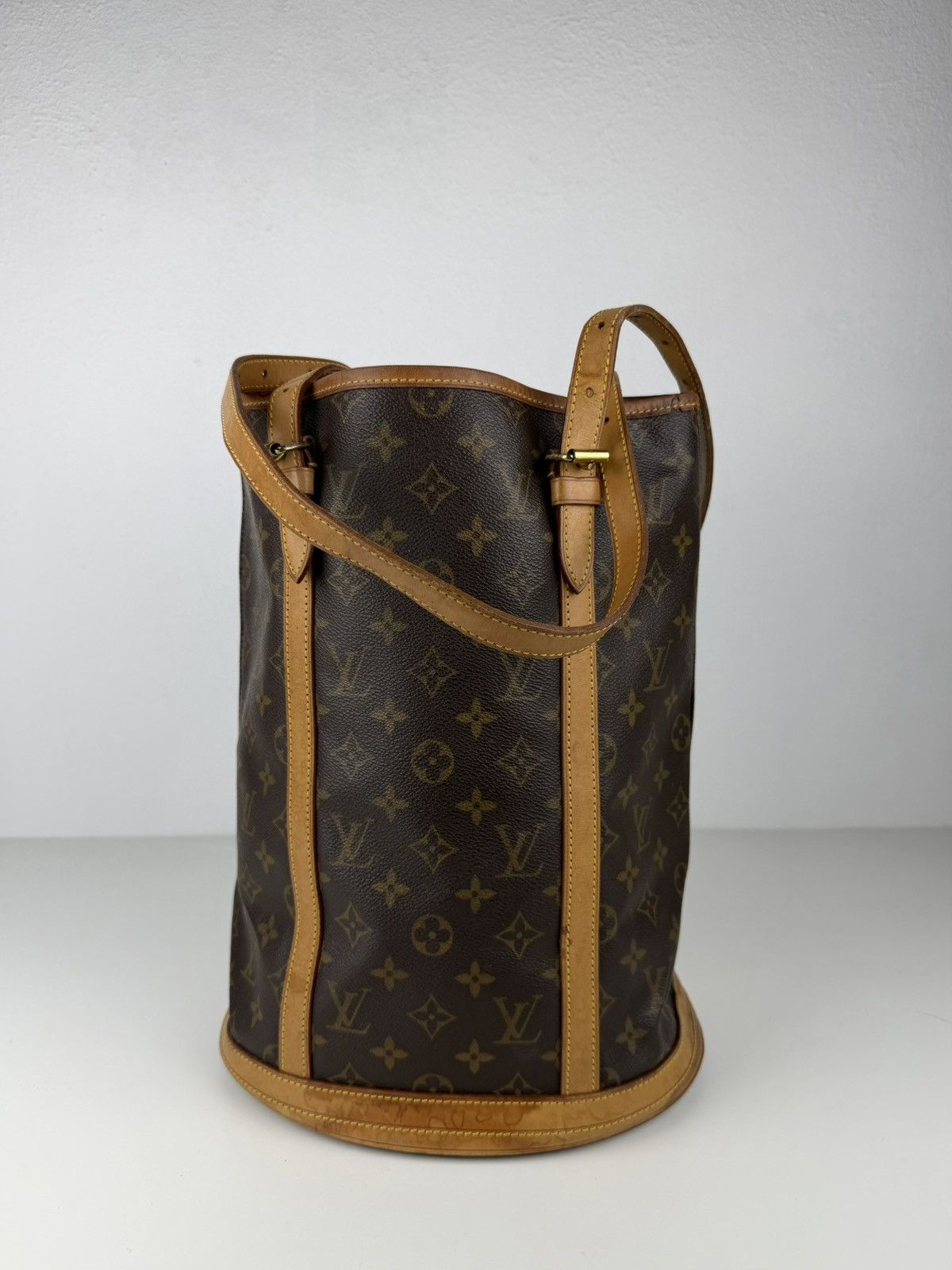 Vintage Louis Vuitton monogram bucket GM