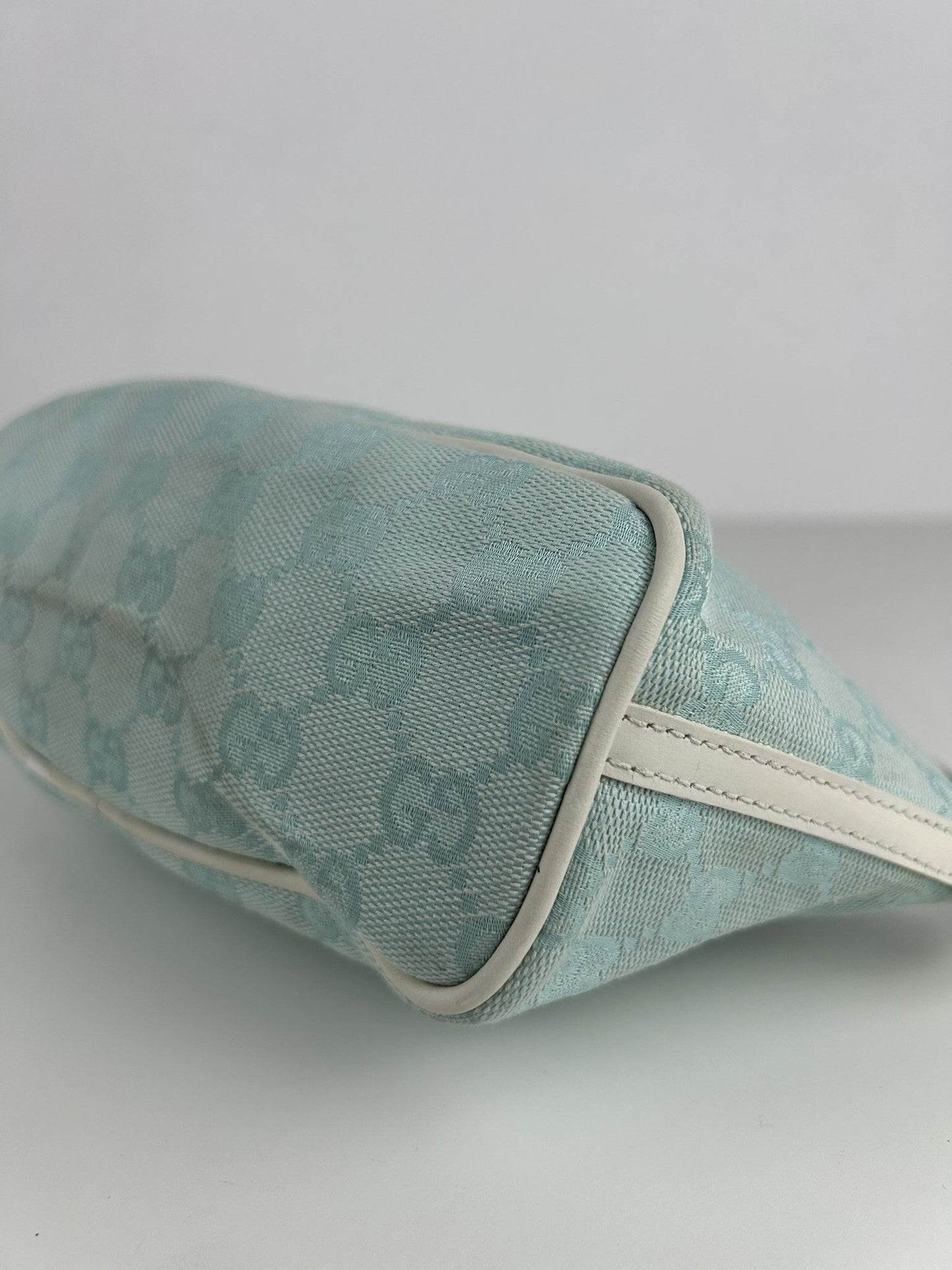 Vintage y2k Gucci monogram canvas boat bag pochette