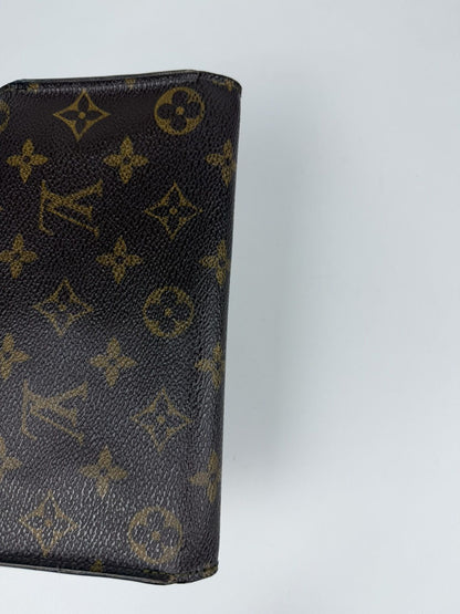 Louis Vuitton porto tresor international trifold wallet