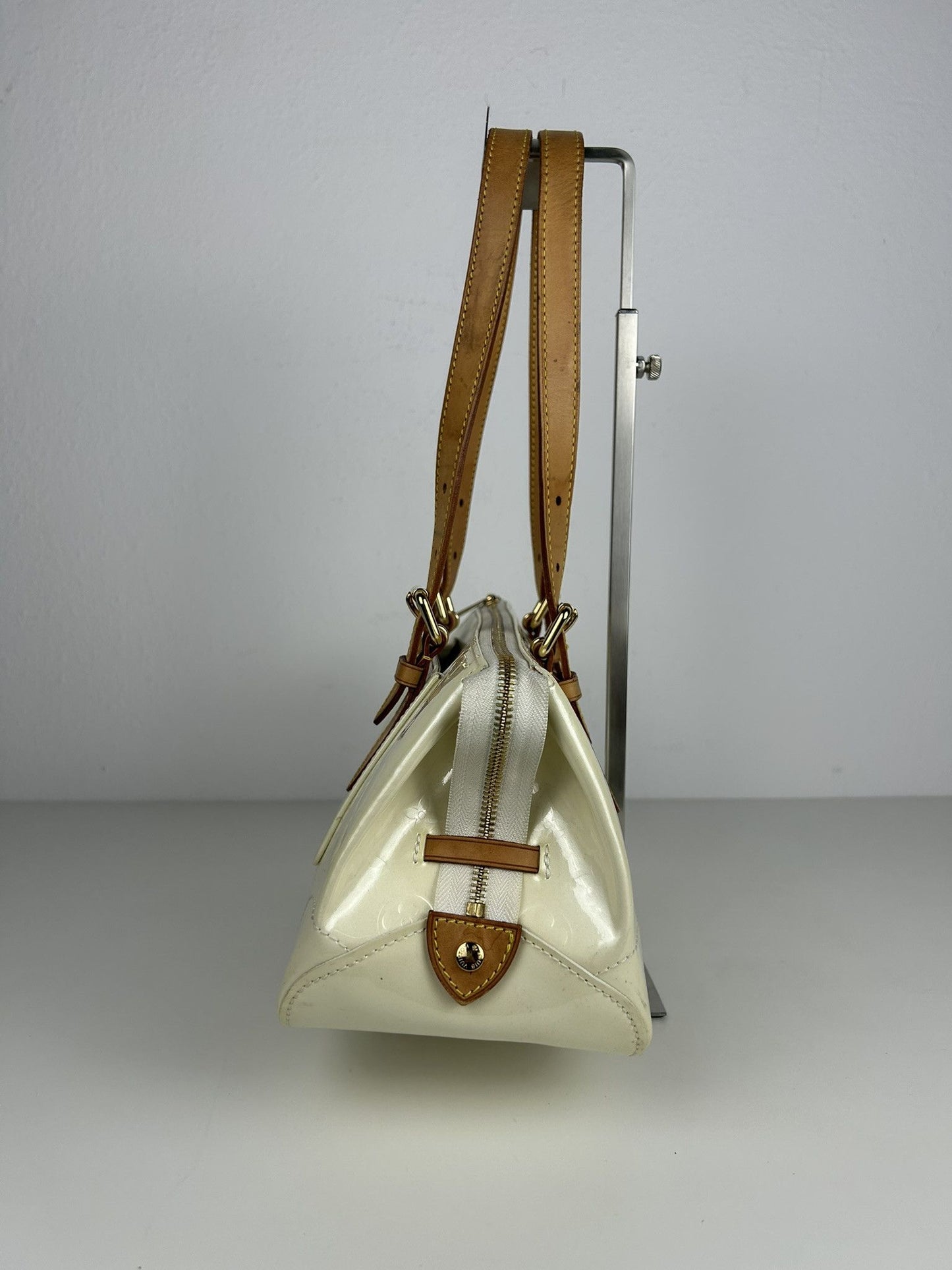 Louis Vuitton vernis monogram rosewood handbag